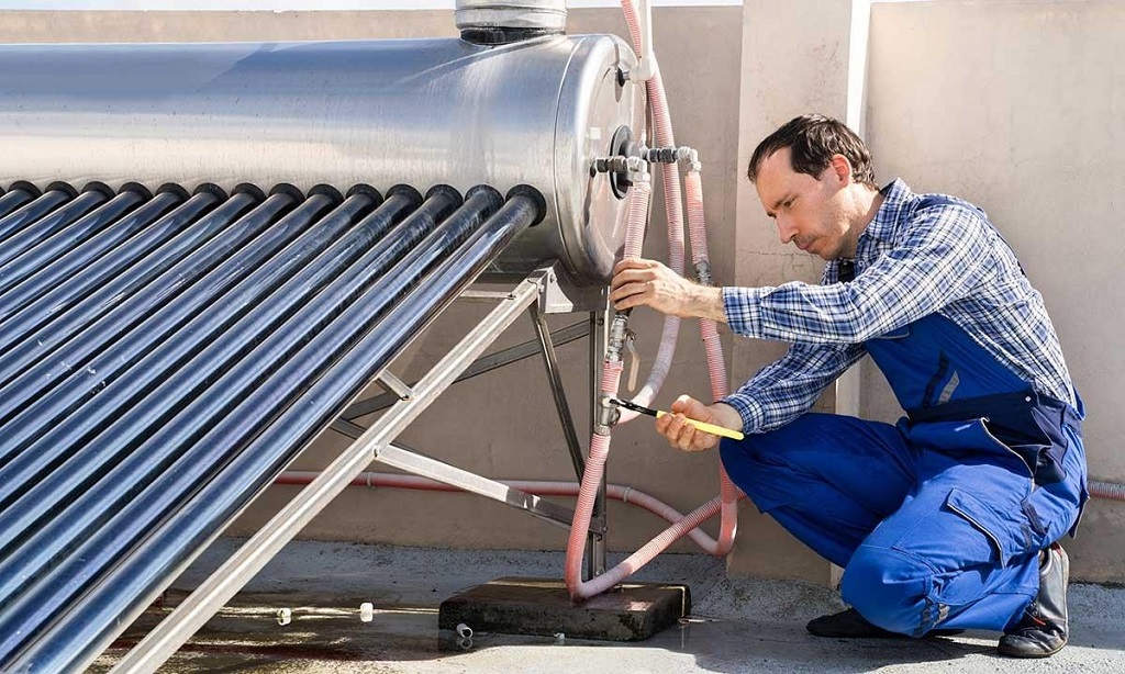 How Much Sunlight Does a Solar Water Heater Need